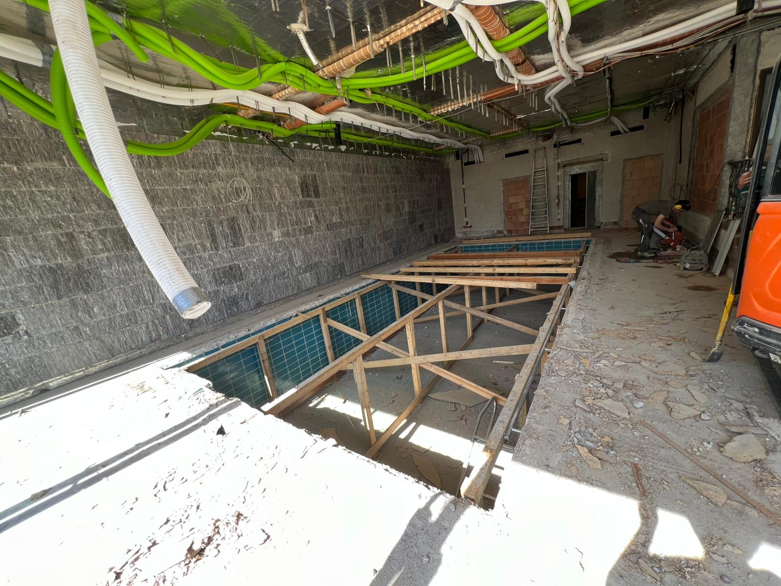 Schwimmbadrückbau Wörth an der Donau – Betonschneiden b-line GmbH